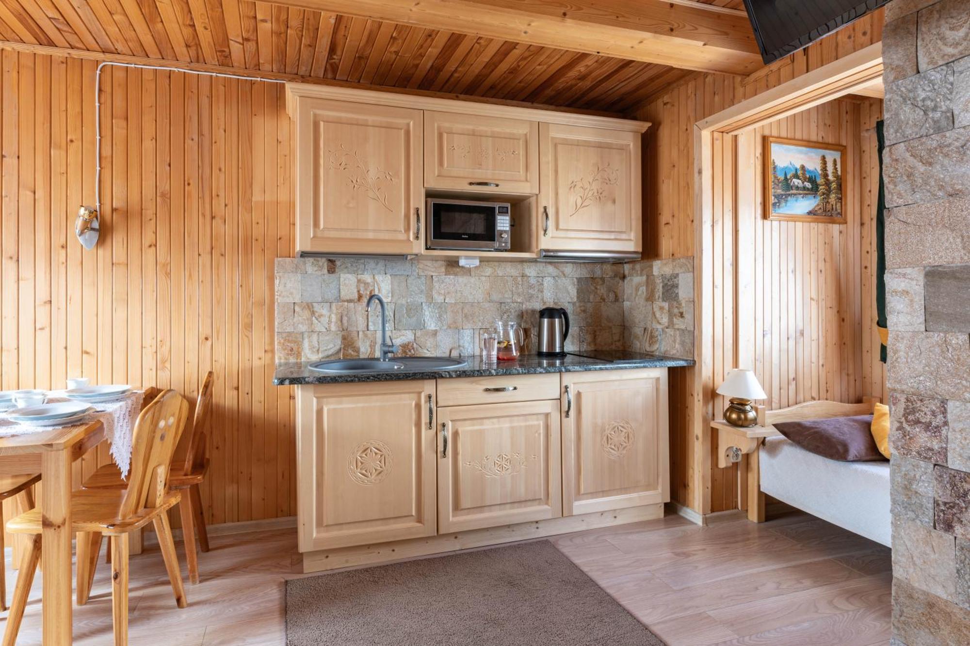 Apartamenty I Pokoje Pod Limbami - Sauna, Teznia Tatranská Bukovina Exteriér fotografie
